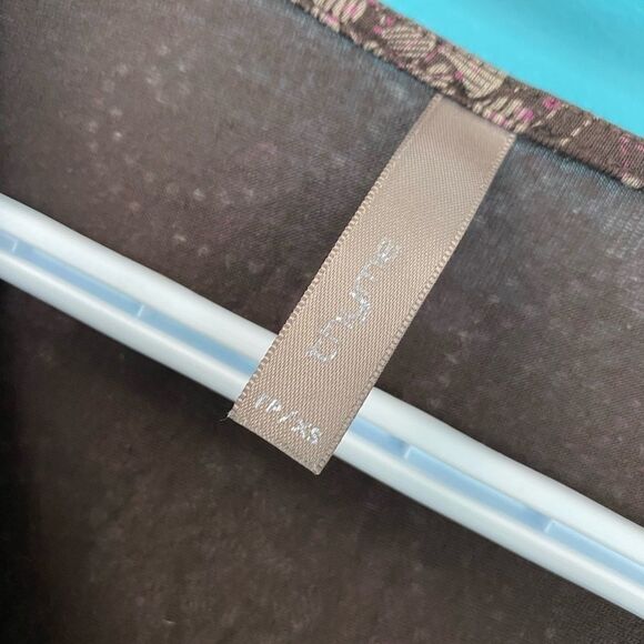 MATERNITY Shirt - Picture 2 of 4